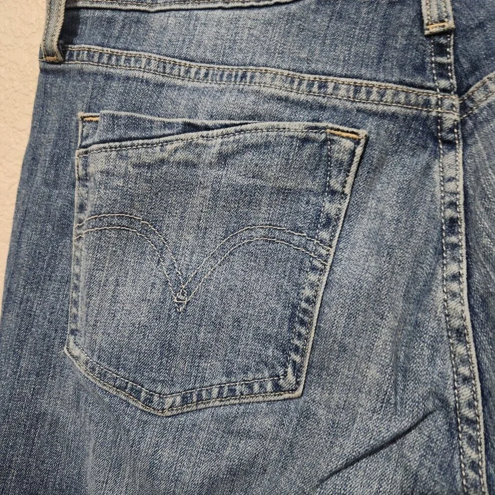 Levis Capri Pants Denim